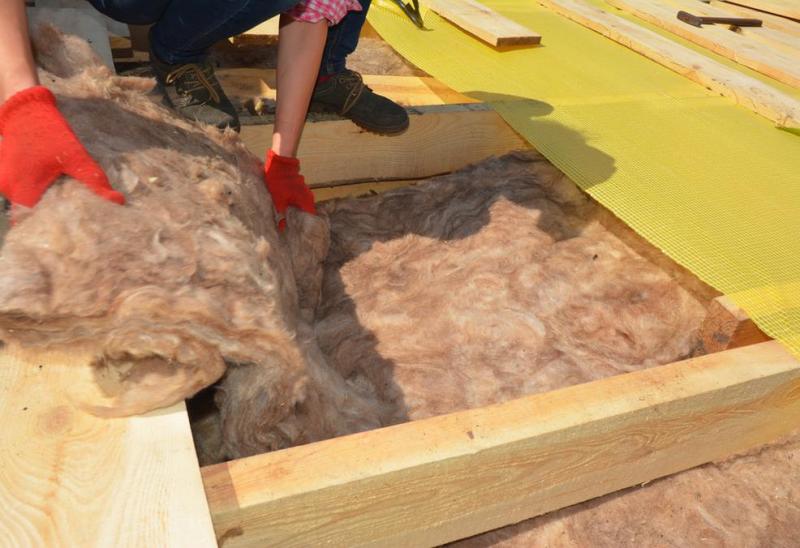 Isolation combles : guide complet des techniques et mat&eacute;riaux performants